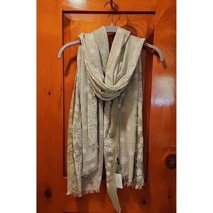 NWT ViVi Designs Scarf Size 37"x71"‎ Green Floral Feminine Ethereal Cottagecore